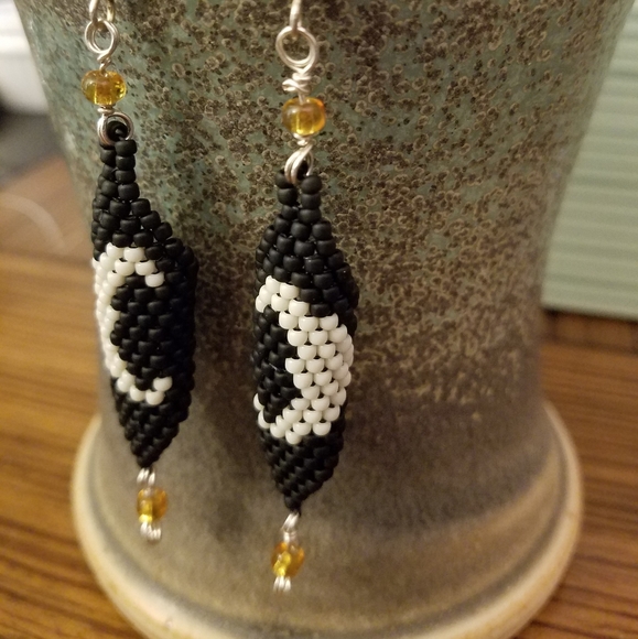 Handmade Spooky Season Halloween Crescent Moon Earrings - Picture 3 of 4